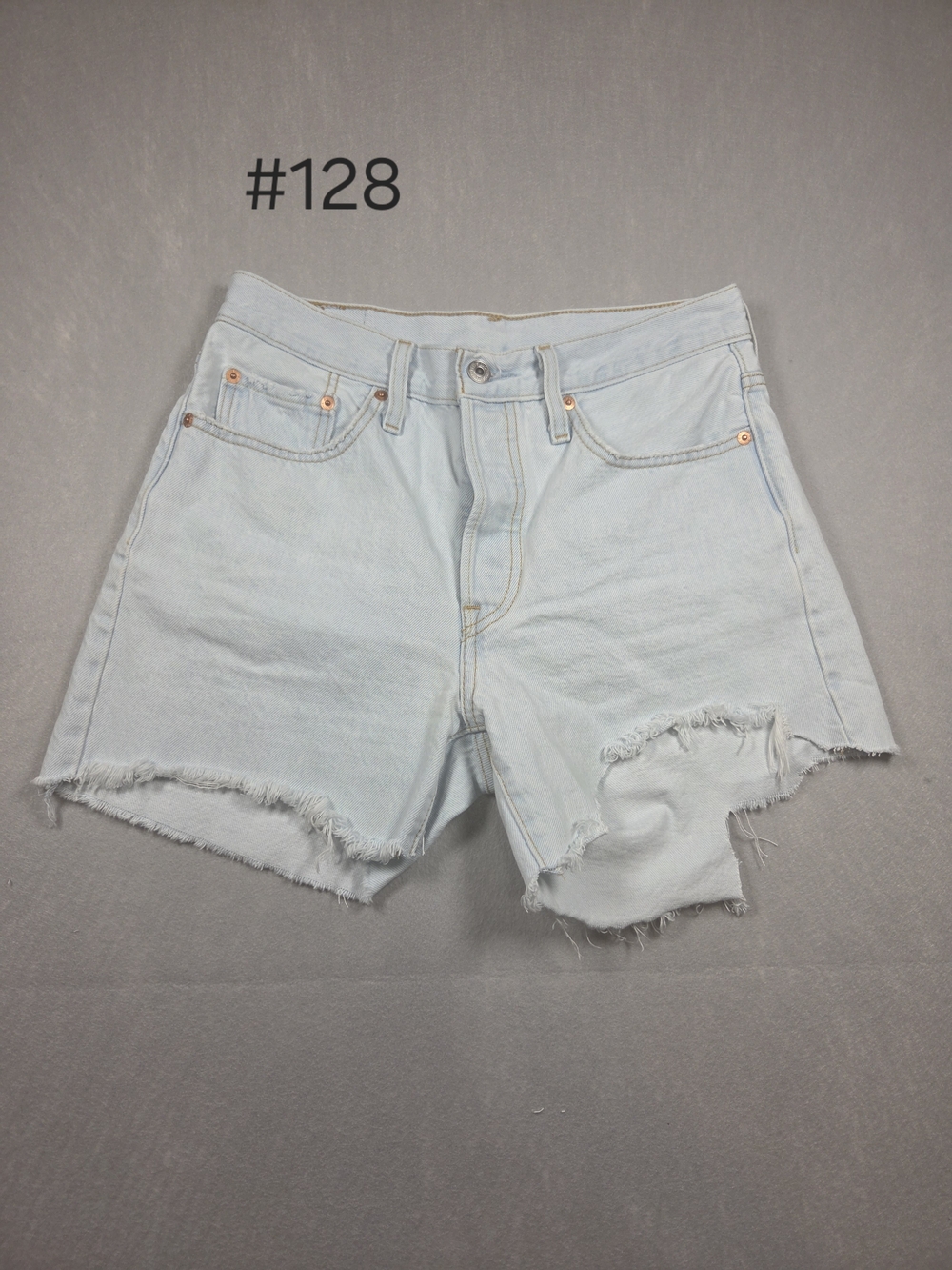 Levi’s 501 Mid-Thigh High-Rise Denim Shorts Cutoffs Light Wash - Size 27 with 4"